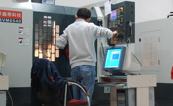 手板制作機(jī)器加工與手工對(duì)比